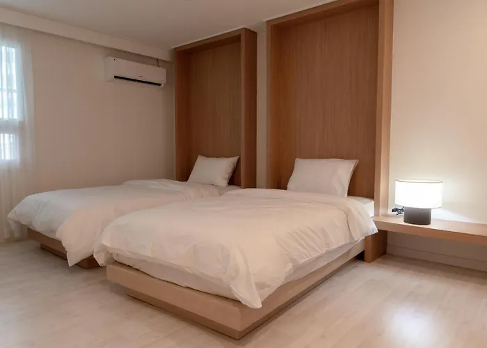Kyungsung Hotel Busan